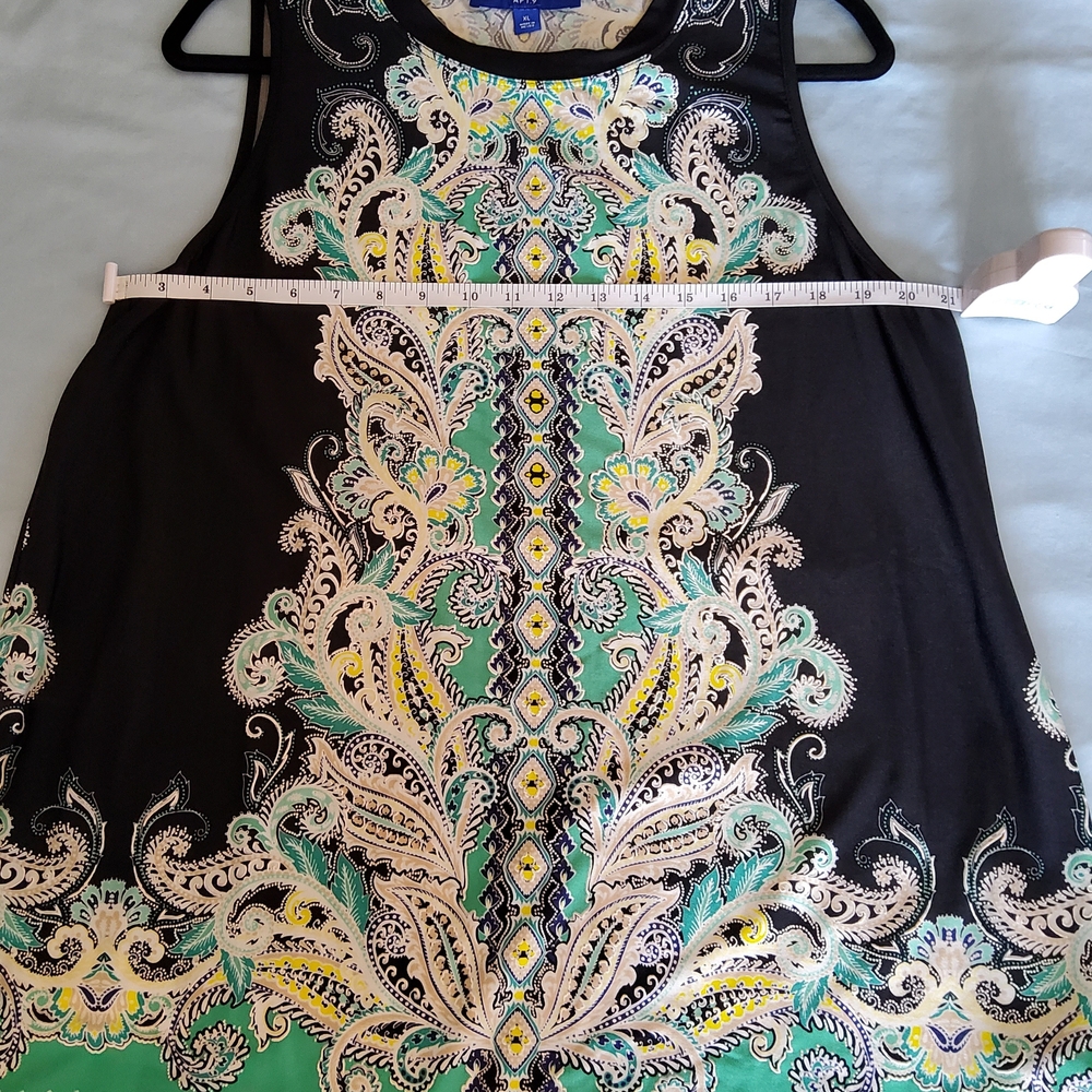 Apt. 9 Black and Green Paisley Top - Picture 2 of 6